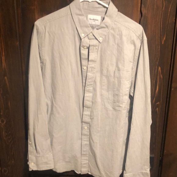 Button down - Picture 1 of 1